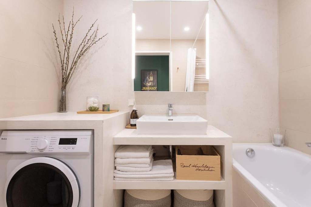 Dream Apartment - Central And Quiet With Ac And Free Parking Garage Vienne Extérieur photo